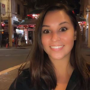 Meet your Posher, Crystal